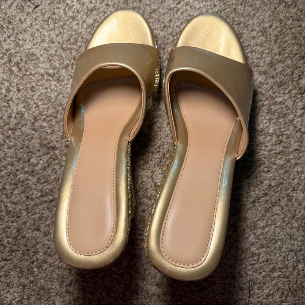 Elegant Gold Women's Slide With Sparkle glitter platform heels Sandals!
